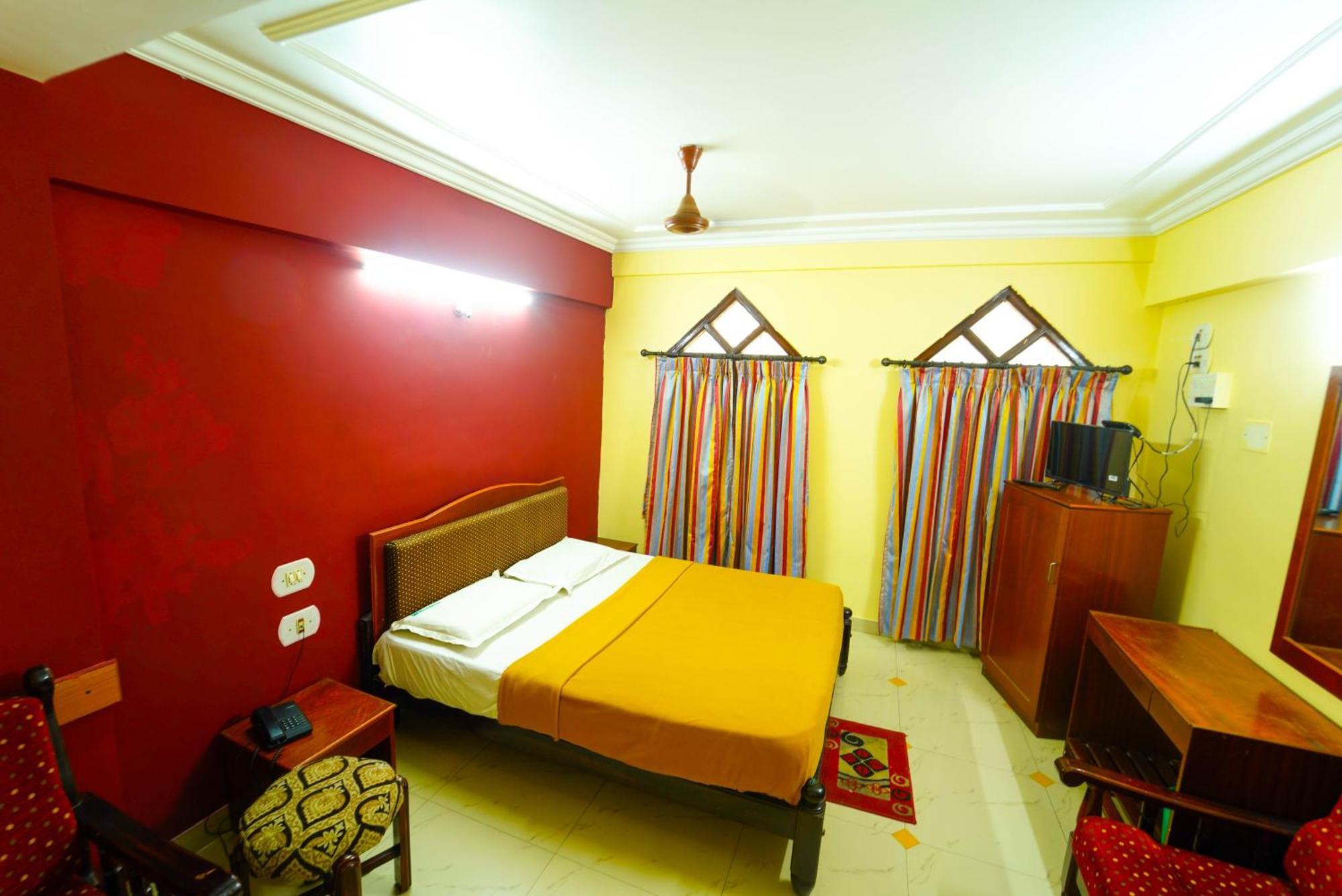 فندق Amogha Residency مَسّور المظهر الخارجي الصورة